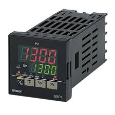 CONTROL TEMPERATURA OMRON E5CK-AA1-500